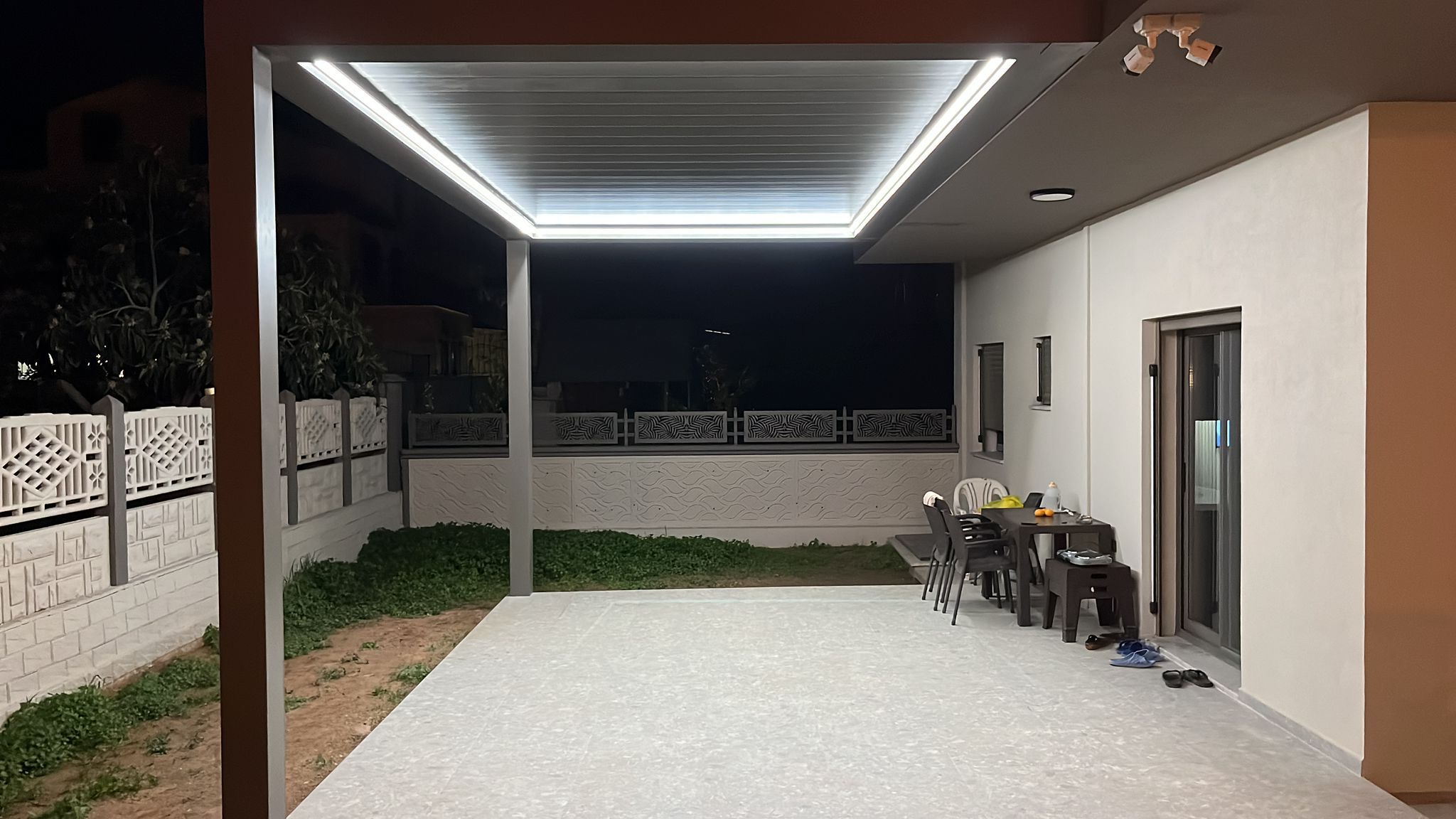Bioklimatik Pergola Sistemleri Galeri Resmi